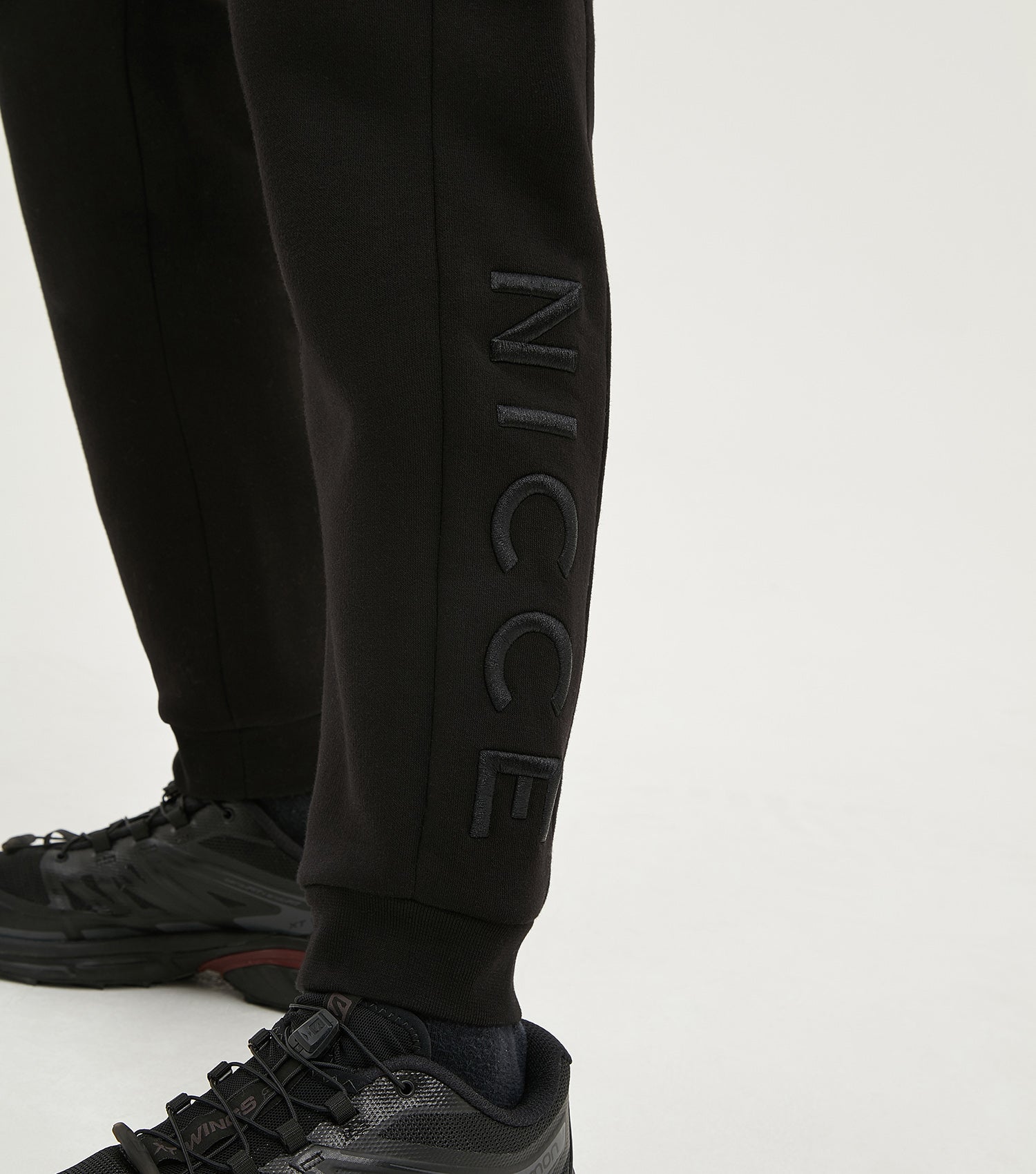 NICCE Womens Ersa Large Logo Jogger | Black